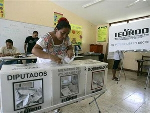 Hai đảng chính ở Mexico cùng tuyên bố thắng cử